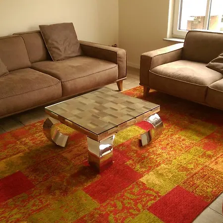 Fhs Aparthotel 4*