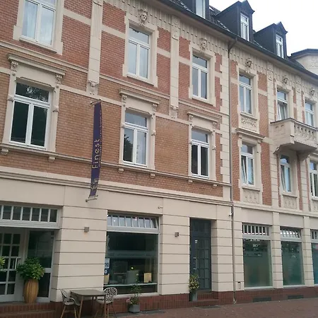 Aparthotel Fhs